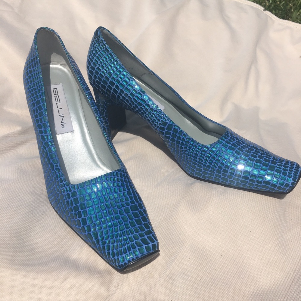 Bellini Vintage Raised Pattern Square Toe Heels 10